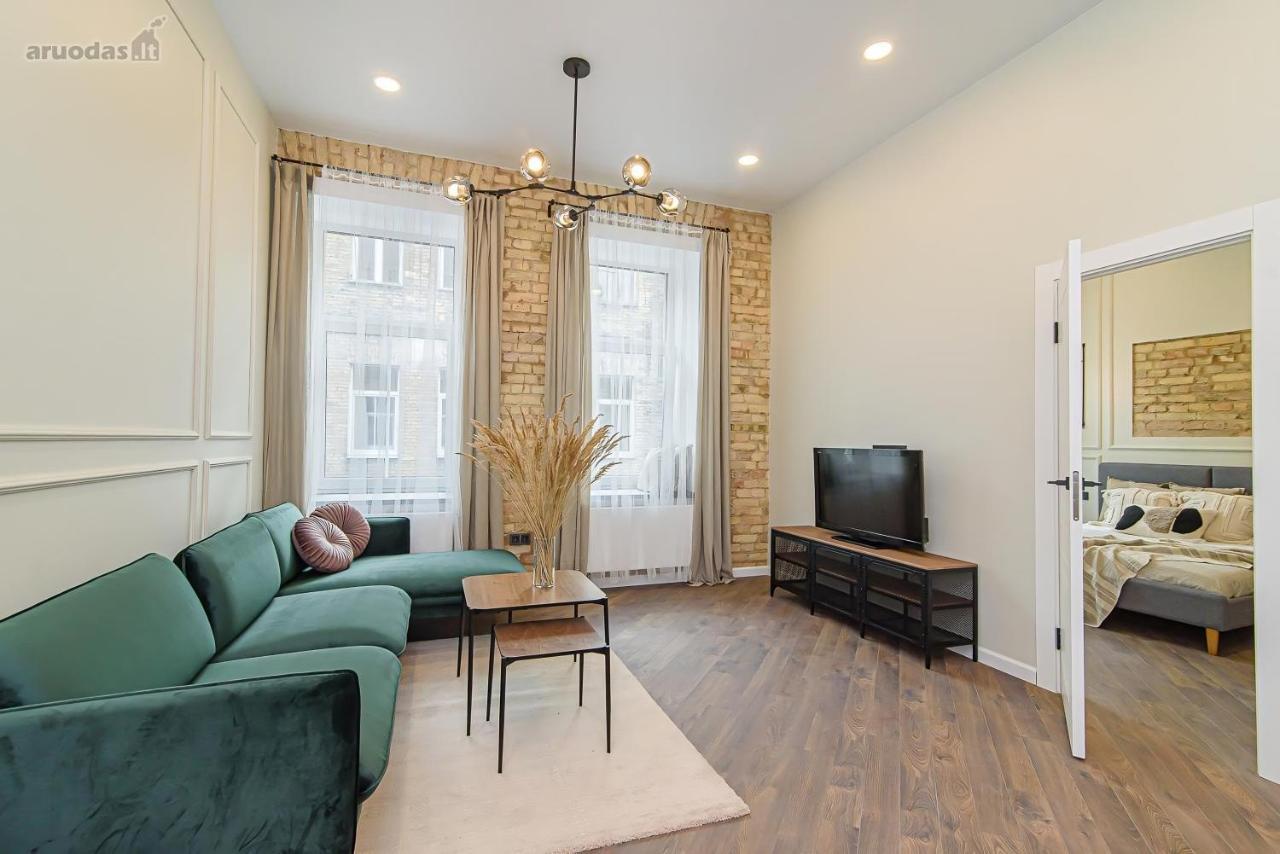 Butas Free Parking Old Town Station With Balcony *
