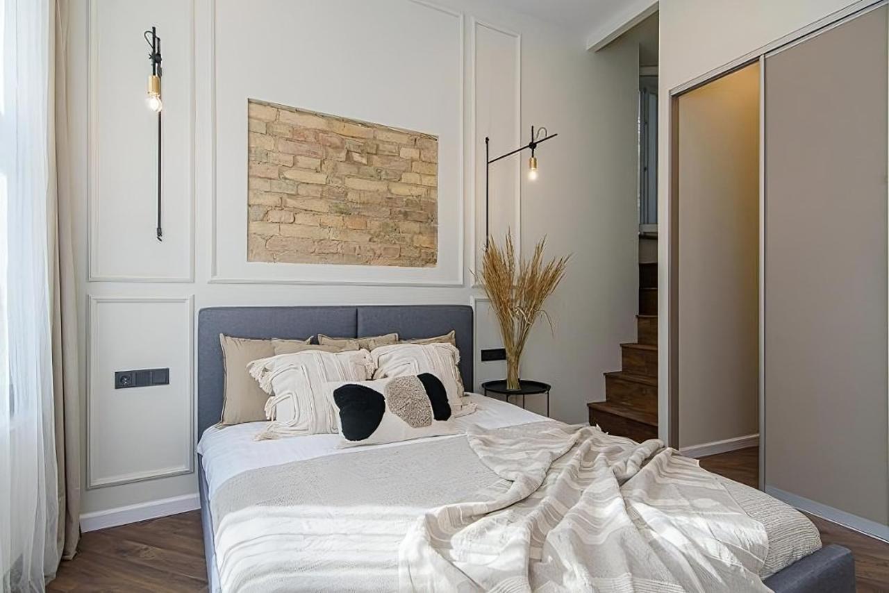Free Parking Old Town Station With Balcony Appartement *