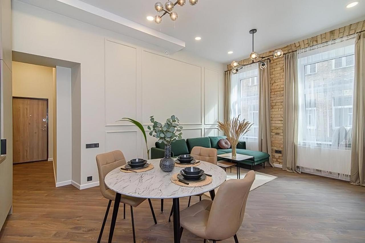 Appartement Free Parking Old Town Station With Balcony