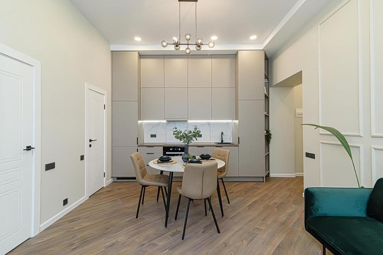 Free Parking Old Town Station With Balcony Appartement Vilnius